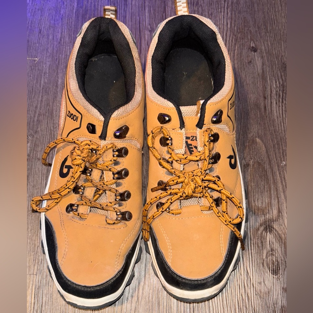 Zuodi Rugged Shoe Size 40/ 8.5 US